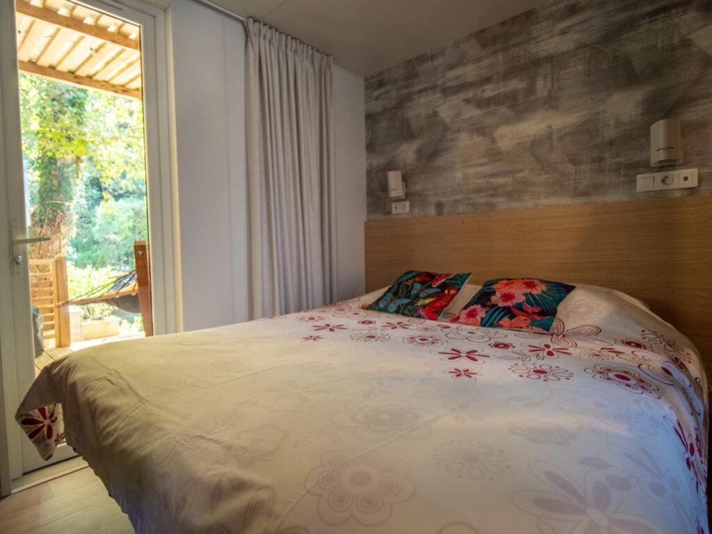 Camping Hotel Les Rives Du Loup Tourrettes-sur-Loup Exterior foto